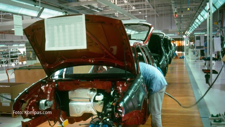 Penjualan-mobil-astra-750x422